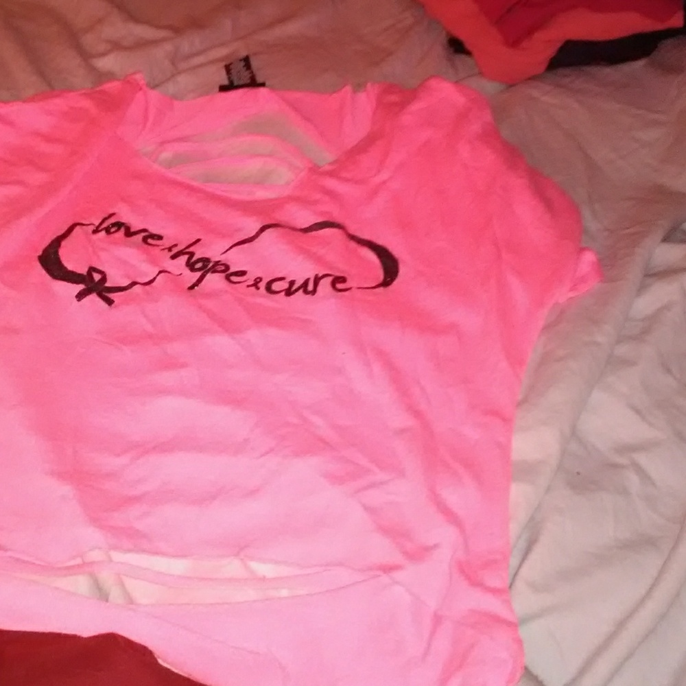 Crop top with the back out